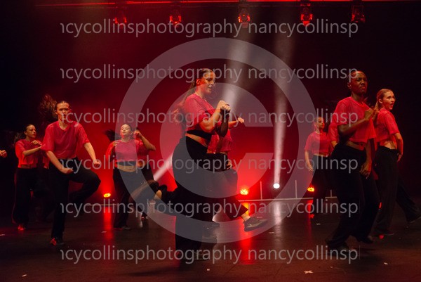 00961 - Nicki Minaj Medley