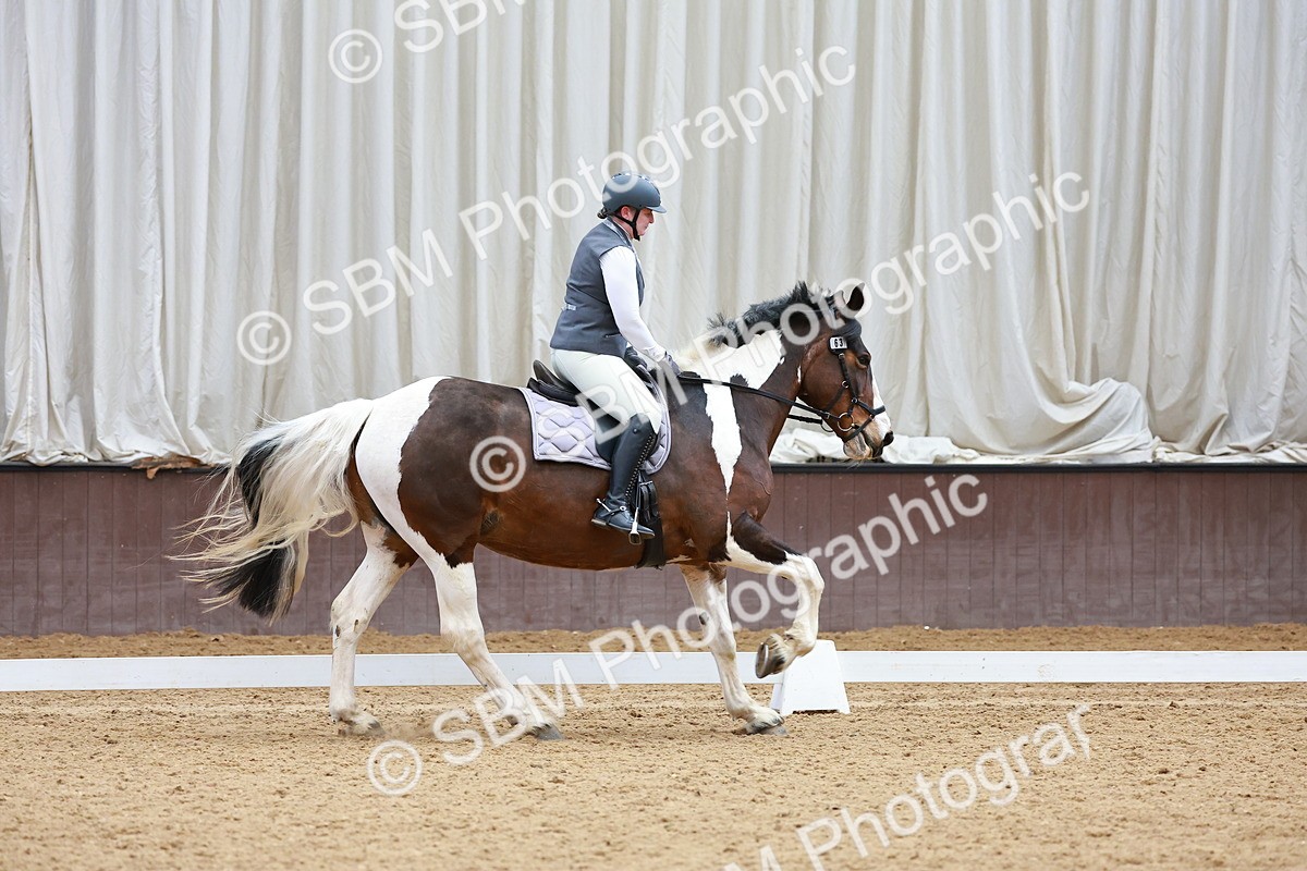 SBM_002877 - Class 14 - Novice 2
