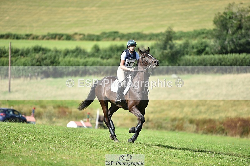 240803-161314-09207 - 263-Torie_Sleep-DUTCH-MAN