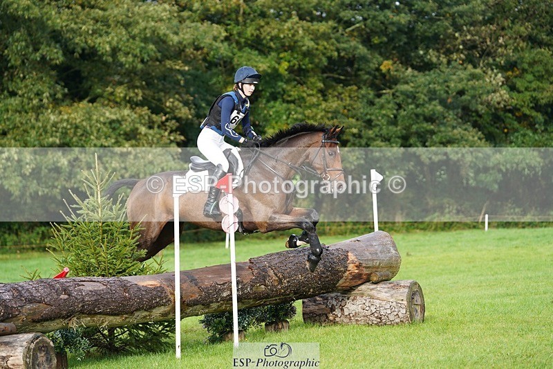 231021-093832-13314 - 605-SPORTSFIELD.U2-Katie.Corbin-SC+XC