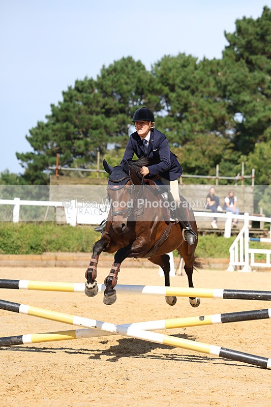 3E7A1372 - Class 9: 80cm Senior