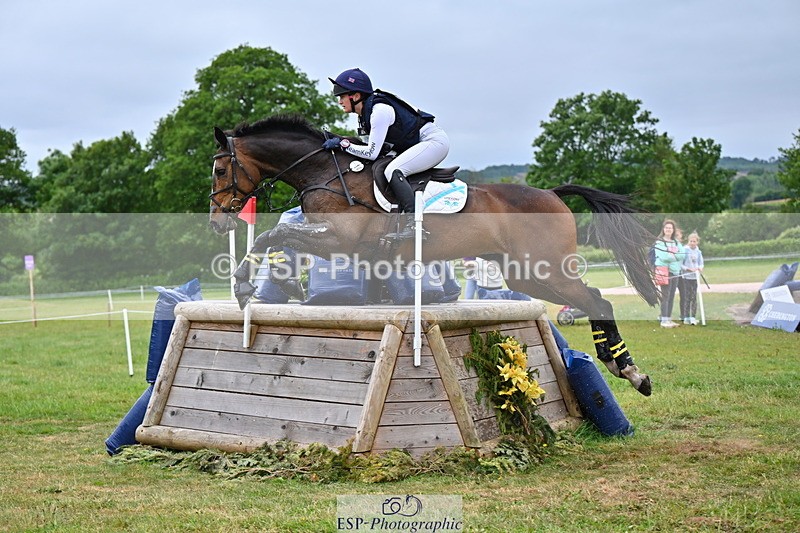 250524A-100107-08876 - A-014-Anna.Price-BLAKENEY.SURPRISE