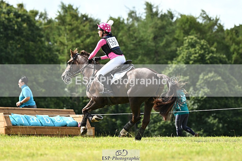 240825X-103932-31165 - 70cm XC 10.00 to 11.00