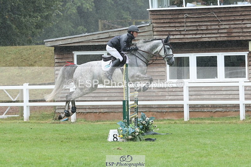 250830A-134134-06760 - Cls 16 Snr Newcomers and 1.10m Open