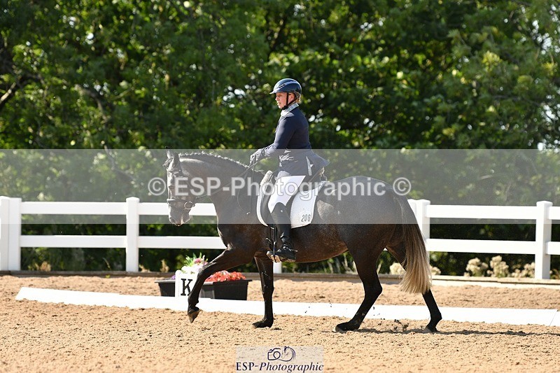 250817-160524-11458 - 206-Mel.NorthwoodBarnridge.Flying.Solo