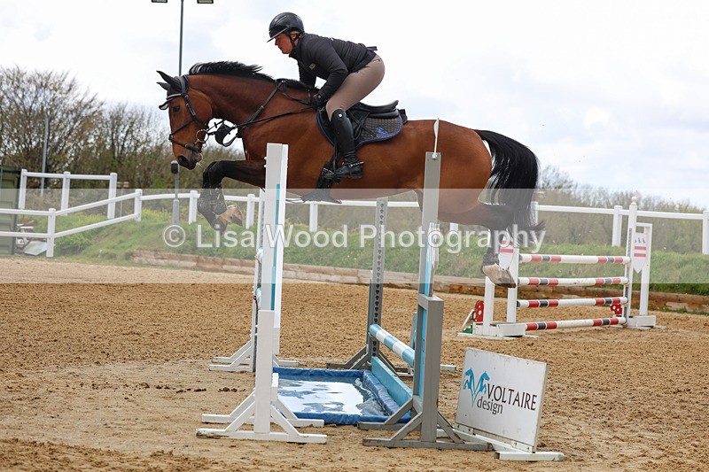 3E7A1868 - Class 7: Senior Newcomers/1.10m open