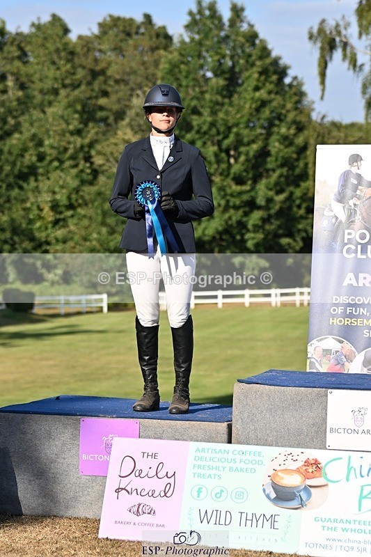 250822A-170936-24407 - Friday Presentations