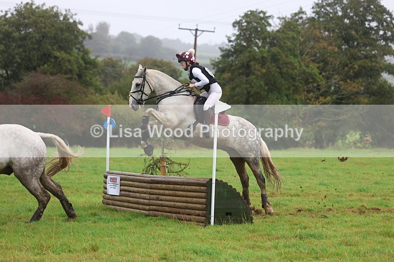 3E7A1562 - Class 3: 70cm Pairs: Half Roll Top