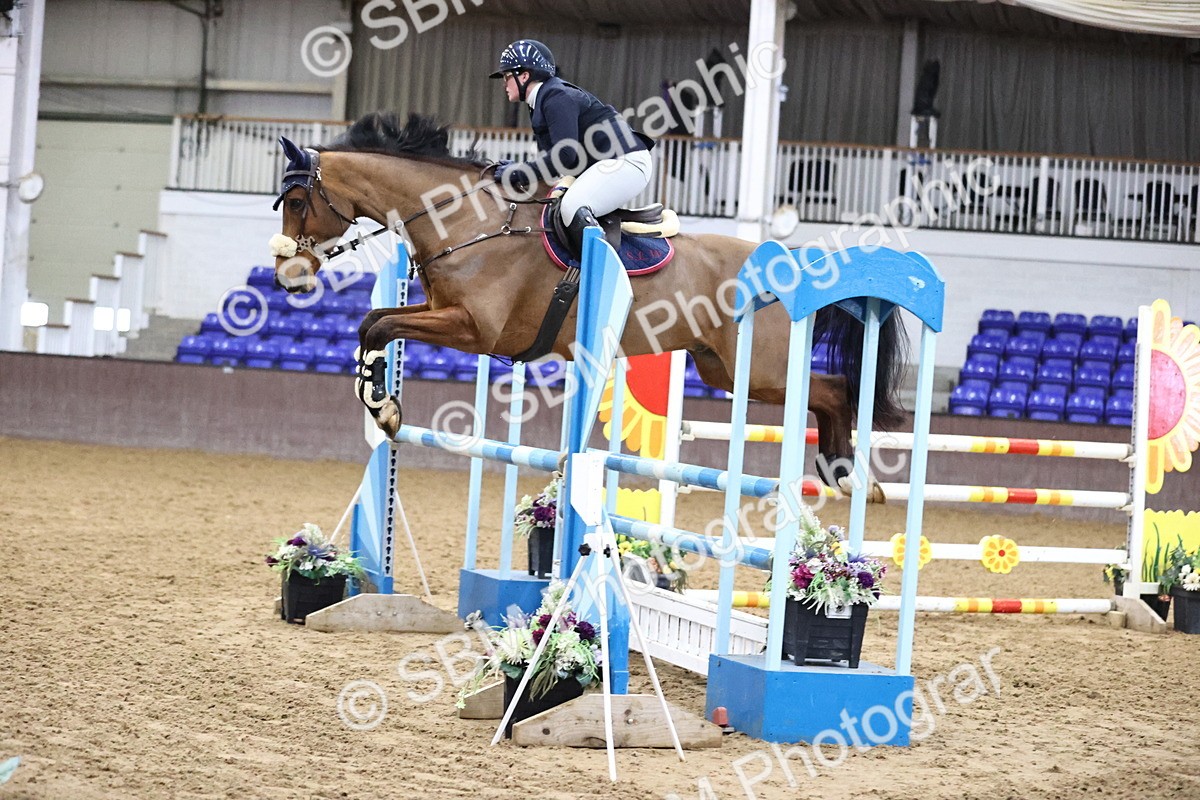 SBM_005686 - Class 17 - Senior Newcomers 1.10m