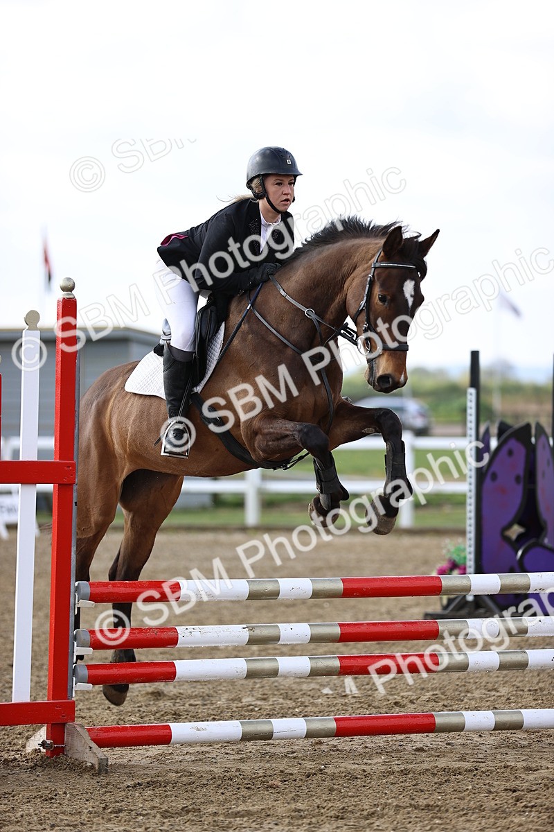 SBM_001712 - Class 8 - Clear Round