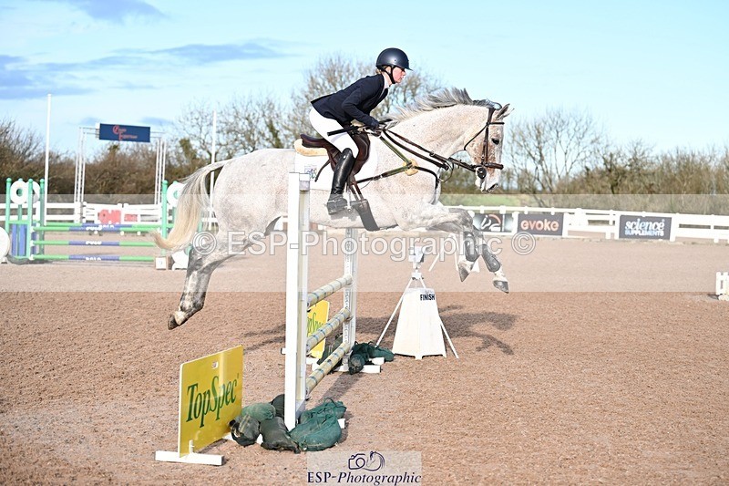 260128-103333-00110 - Clear Round & Brit Nov 90cm