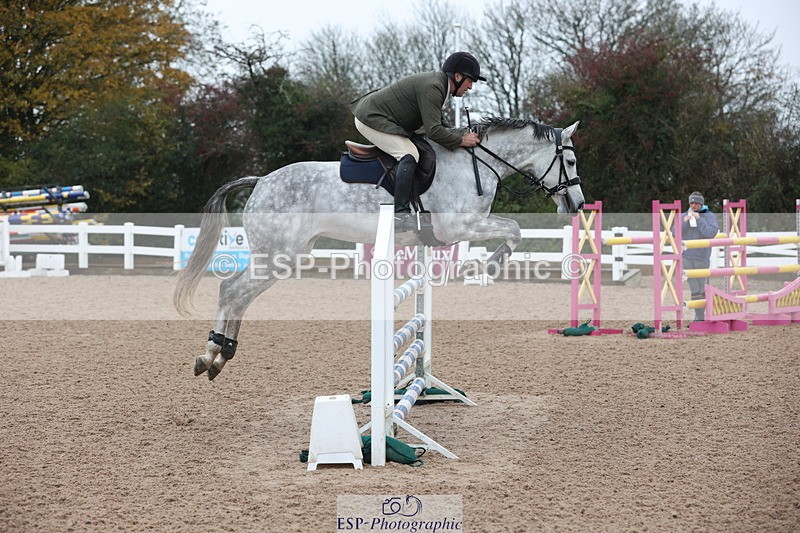 231112A-131742-04377 - Cls 20 Newcomers & 1.10m Open