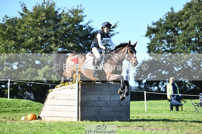 231022-105612-25702 - 238-LEXINGTON.III-Georgina.Wood-XC