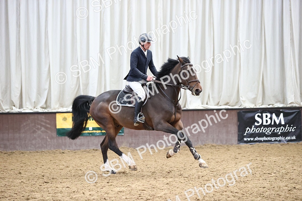 SBM_003387 - Class 11 - Senior Newcomers 1.10m