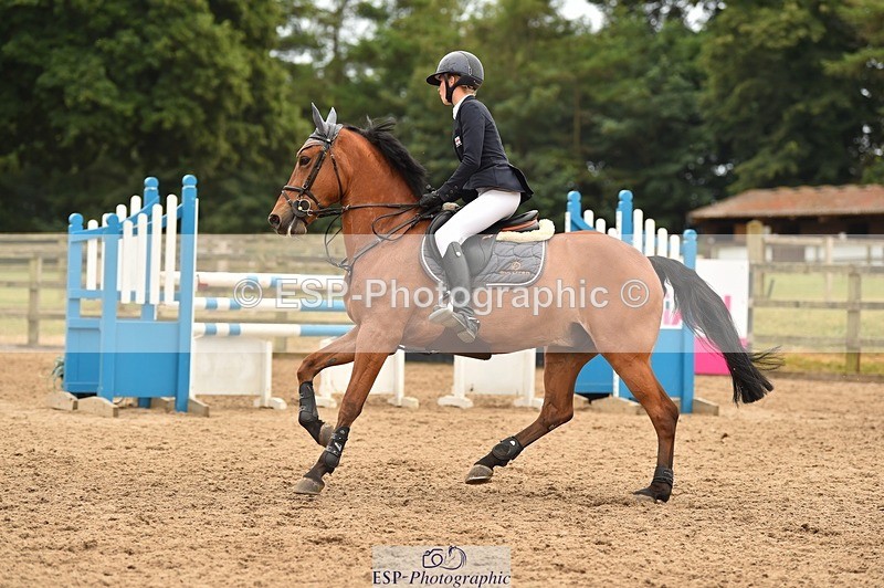 230618-142444-12908 - Cls 25 Pony Foxhunter & 1.10m Open