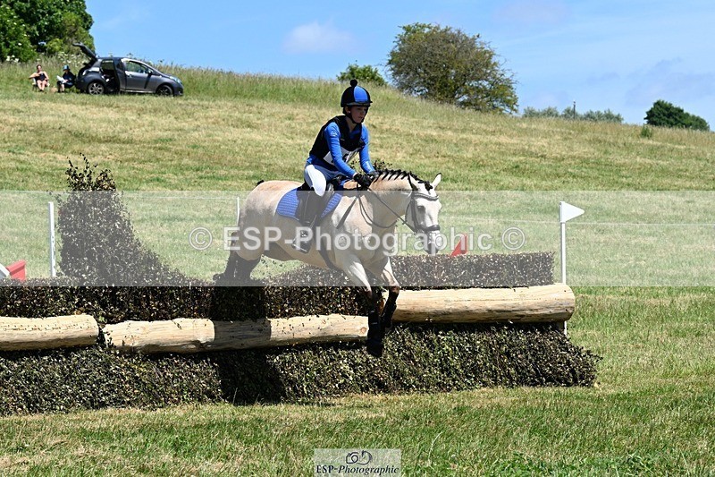 240629X-134000-3750 - 151-Issy_Baldock-CREGGS_DUN