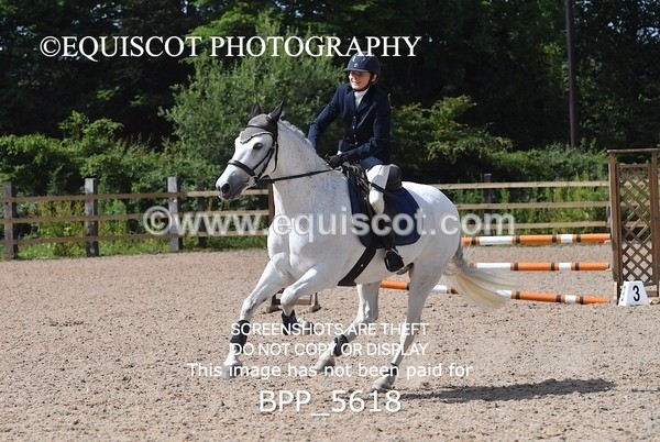 BPP_5618 - CLASS 3 Senior BritiNovice/ 90cm Open