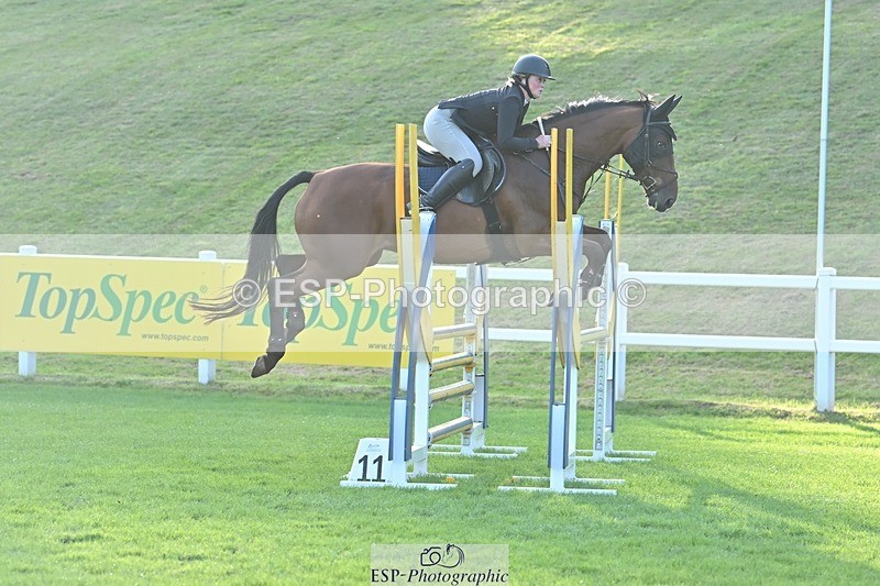 230909-180316-07915 - Cls 14 Snr 1m Derby