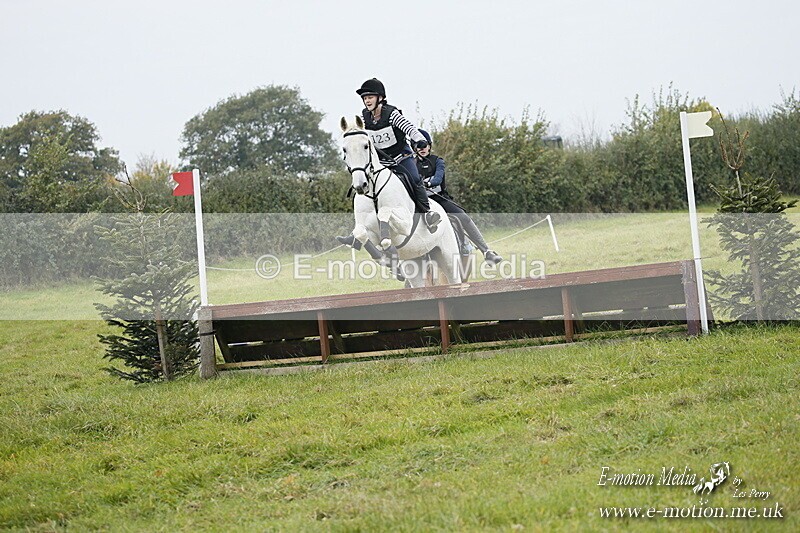 WWHT 181020 WWHT 181020 758 - WWEC Novice Pairs (0.80m) 18/10/20