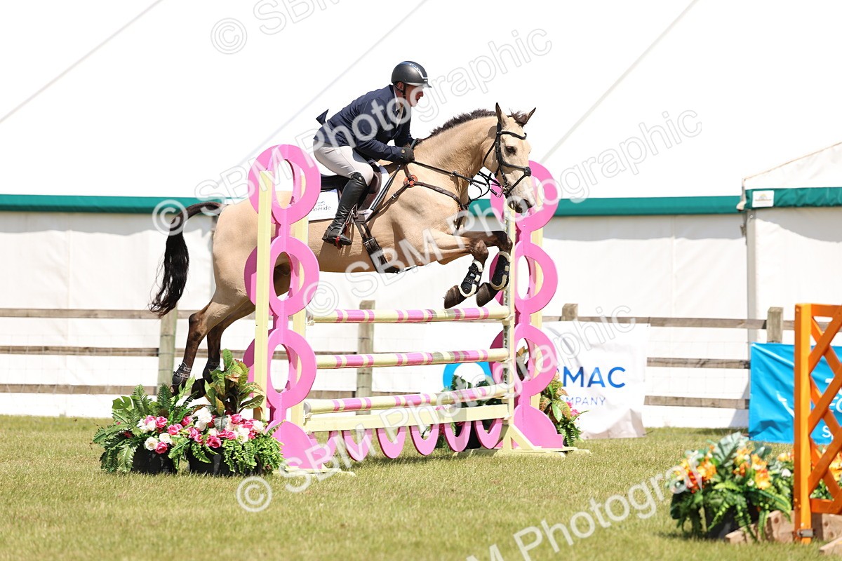 SBM_15606 - Class 207 - Senior 1.15m Open