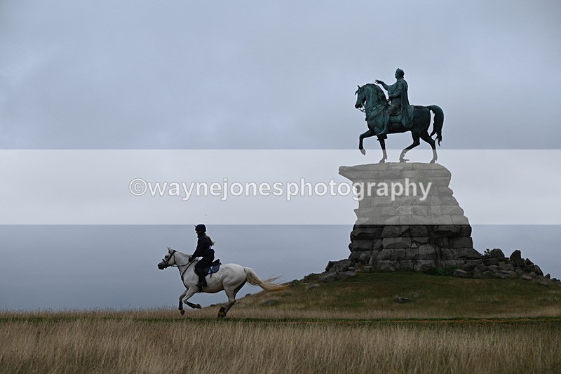 DSC_0427 - Time at Statue 09:51 to 10:54