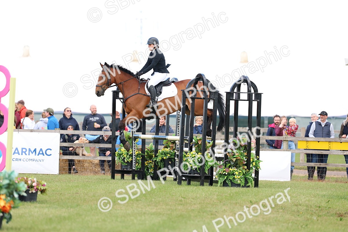 SBM_13478 - Class 206 - Senior Newcomers - 1.10m Open