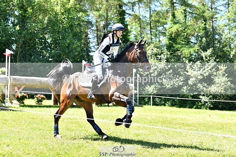 260530A-111334-13055 - C-323-Elizabeth.Barratt