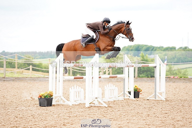 240524A-140432-04205 - Cls 17 National 1.30m