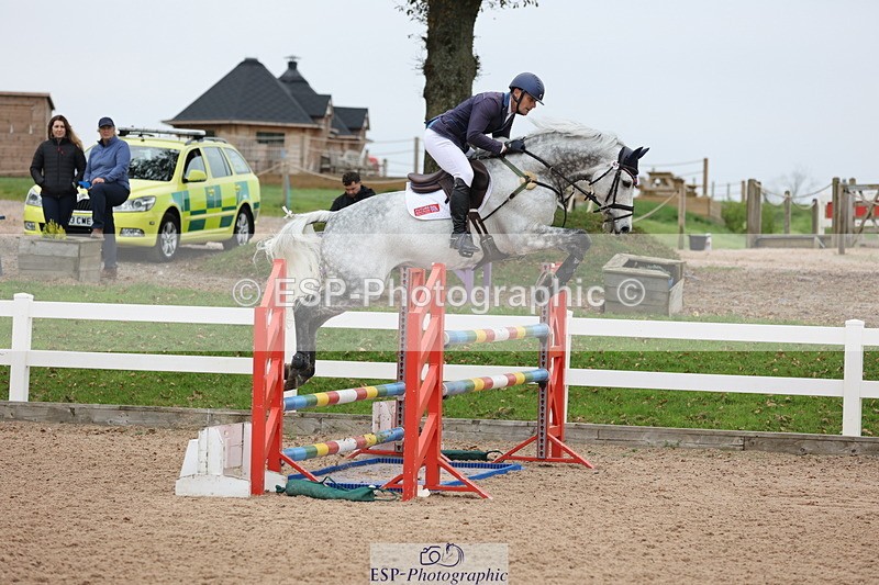 241101A-113511-01417 - FRI Cls 5 Newcomers and 1.10m Open