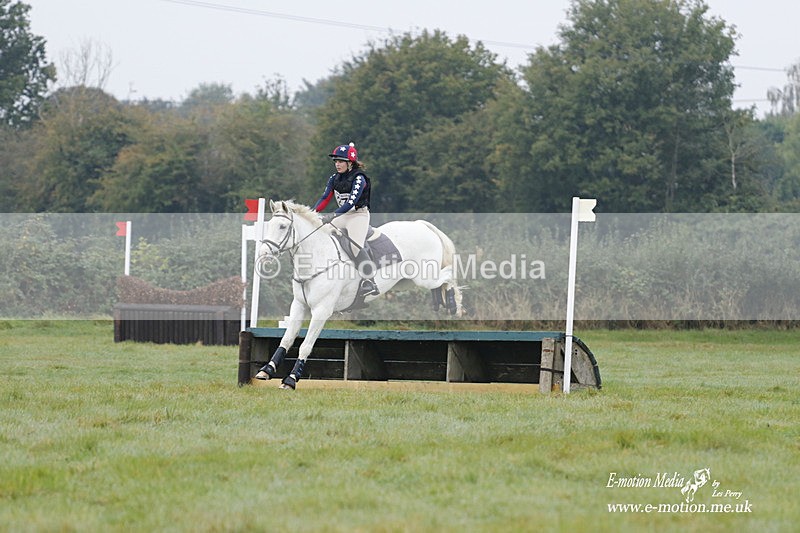 WWHT 171021 0584 - Novice Restricted (0.80m)  17/10/21