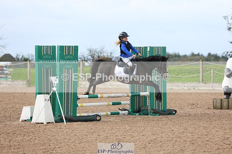 251025-103157-00913 - Cls 21+22 Club and Schools 60cm