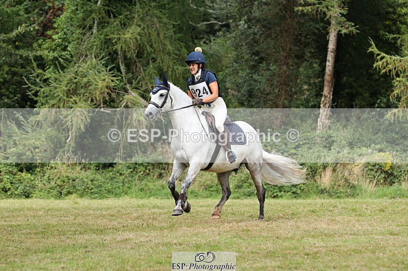 240825X-130423-33677 - 70cm XC 12.00 to End