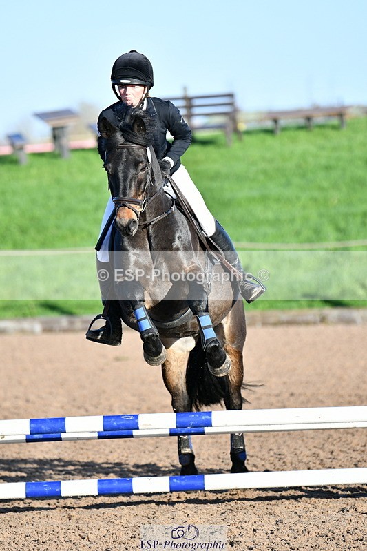 241026A-093941-00460 - SAT Cls 20+21 Club and Schools 60cm