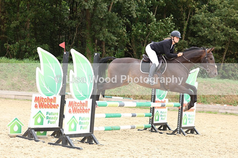 3E7A4704 - Class 4: Senior British Novice/90cm open