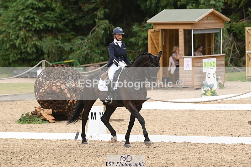 250719A-154324-07779 - 048-Elaine.Scott-Florava