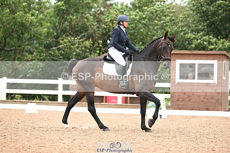 240815A-101512-00543 - 135-Anne.Shrubshall-Hfradin