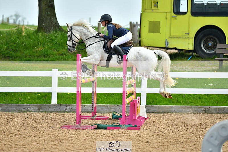 230514A-131450-02898 - Cls 25 Pony Foxhunter & 1.10m Open