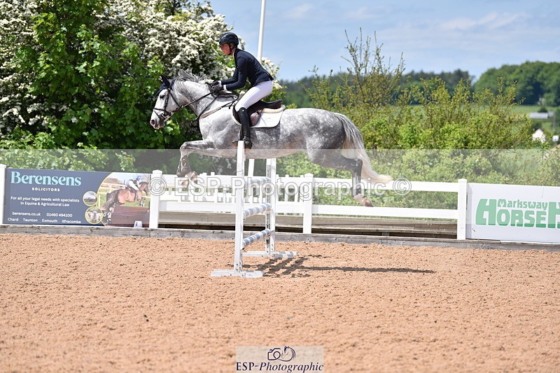 230531A-123446-00331 - Cls 4 Newcomers & 1.10m Open