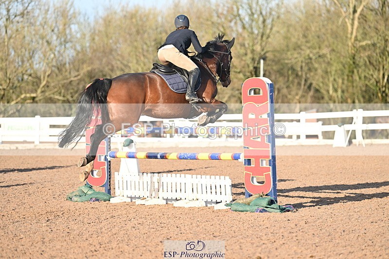 231210A-133500-02621 - Cls 20 Newcomers & 1.10m Open