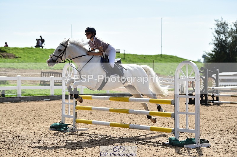230903A-120830-04383 - Cls 19 Pony Discovery & 90cm Open