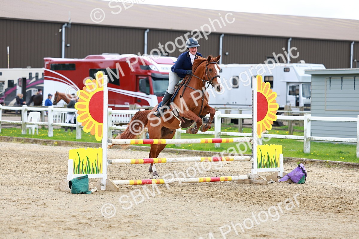 SBM_001966 - class 8 - Senior British Novice - 90cm