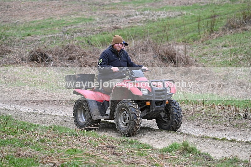 WJ7_7369 - Walk Home