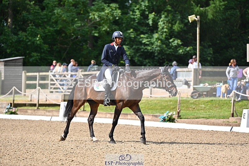 250523A-093100-05248 - C-255-Rupert.Hyde-LEONIDAS.VAN.DE.CRUMELHAEVE