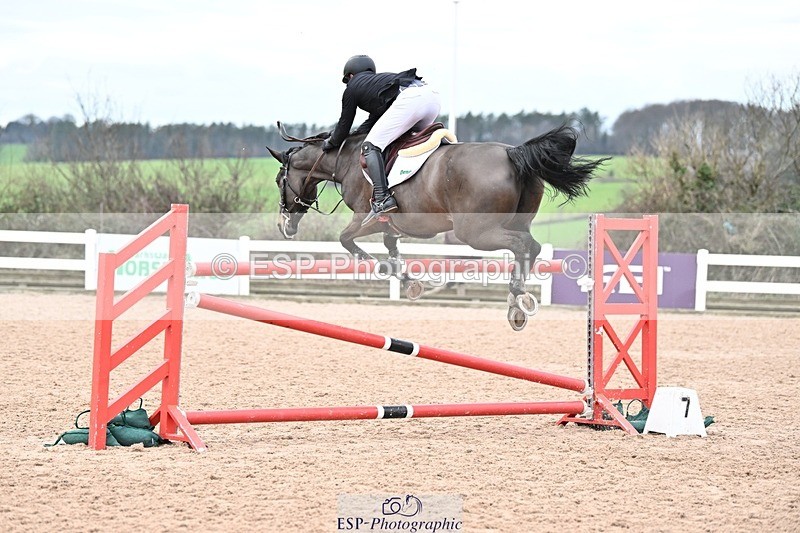 250112-141628-01581 - Cls 21 Foxhunter and 1.20m Open