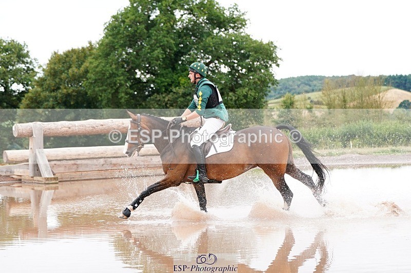 250803A-105802-10418 - K-458-Ollie.Martin-MIH.POP.SOCKS