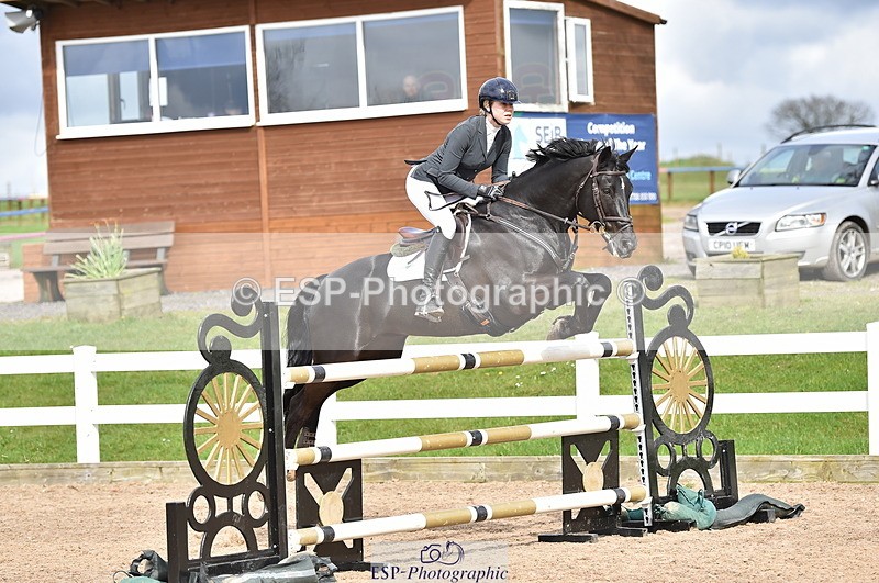 240403A-153756-01003 - Cls 5 Foxhunter and 1.20m Open