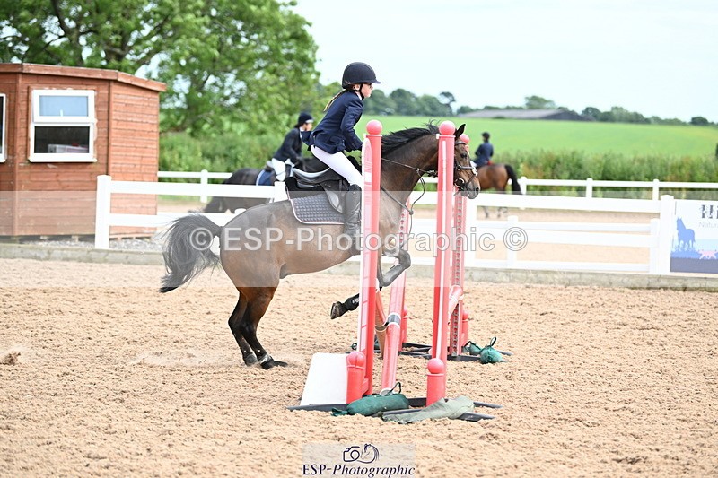 240611A-171523-00485 - 70cm