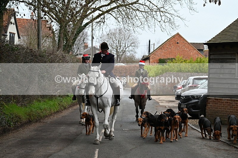 WJ7_1027 - Pub Corner