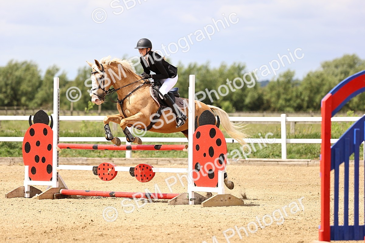 SBM_007898 - Class 3 - 90cm showjumping