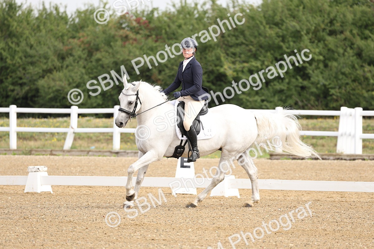 SBM_005388 - Class 6 - Novice 6 - 9.30-10.12